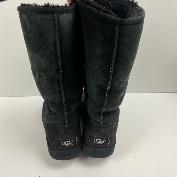 Ugg Classic Tall II Black Sheepskin Boots Winter Snow 5815 Women’s size 5 - Picture 6 of 8